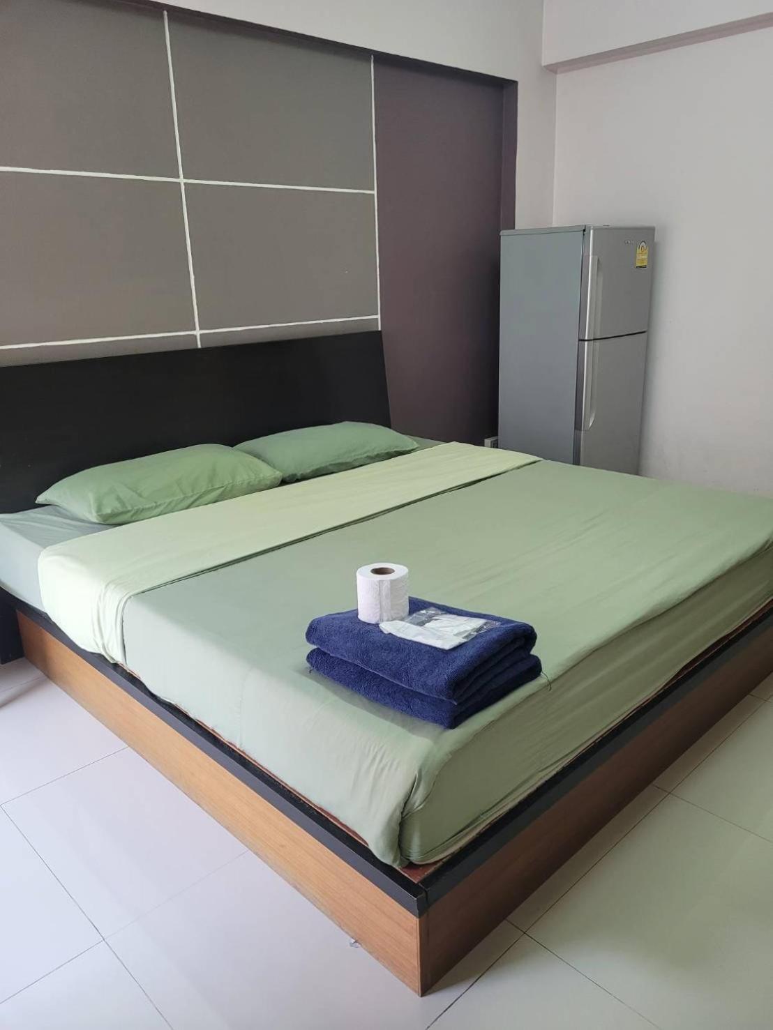 Apartamento Ladapan Mansion Nonthaburi Exterior foto